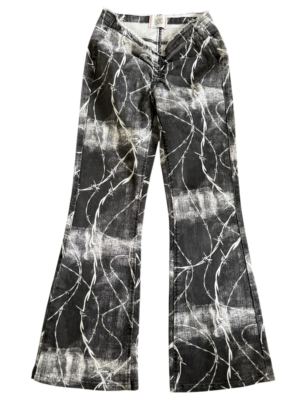 Urban Outfitters BDG Ruched Dipped V Flare Barbed Wire Print Y2K Grunge Jeans 28